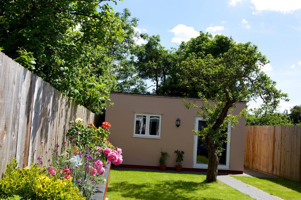 No. 82 B&B Stratford-upon-Avon Exterior photo